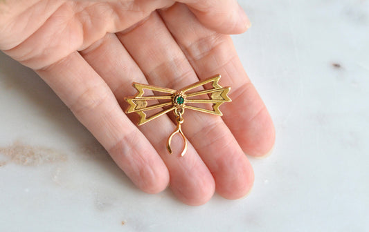 Vintage Gold Tone Wishbone & Bow Brooch - Good Luck Charm Pin - Emerald Green Rhinestone Accent - Mid Century Sentimental Jewelry - Dangle Pin