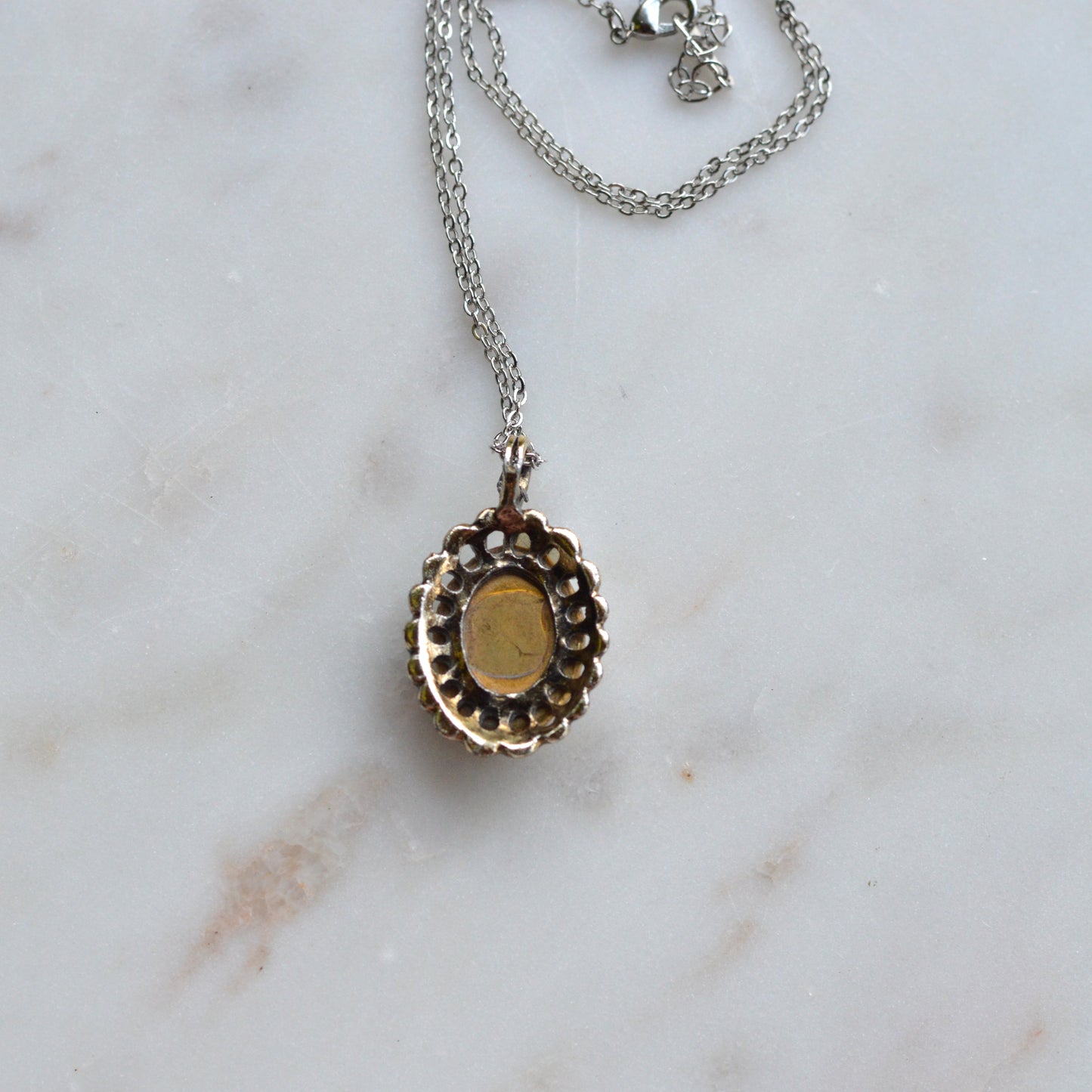 Vintage 1970s Domed Glass Intaglio Cameo Pendant Necklace, Scalloped Crown Frame
