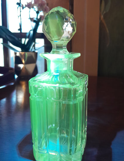Antique Faceted UV Reactive Glass Decanter 16-Pointed Star on Bottom with Faceted Stopper