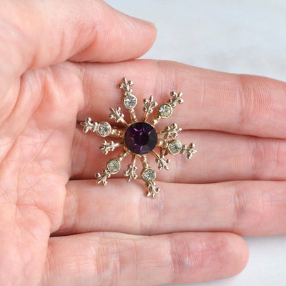 Vintage 1950s Atomic Star Snowflake Brooch, Amethyst Purple Rhinestone Pin 1.15"