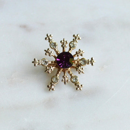Vintage 1950s Atomic Star Snowflake Brooch, Amethyst Purple Rhinestone Pin 1.15"