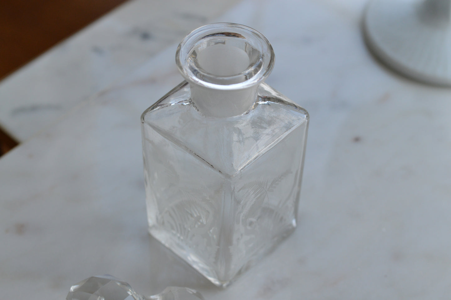 Antique Etched Glass Perfume Bottle, Fern Motif, Victorian Scent Bottle with Original Faceted Stopper, Functional / Minor Wear