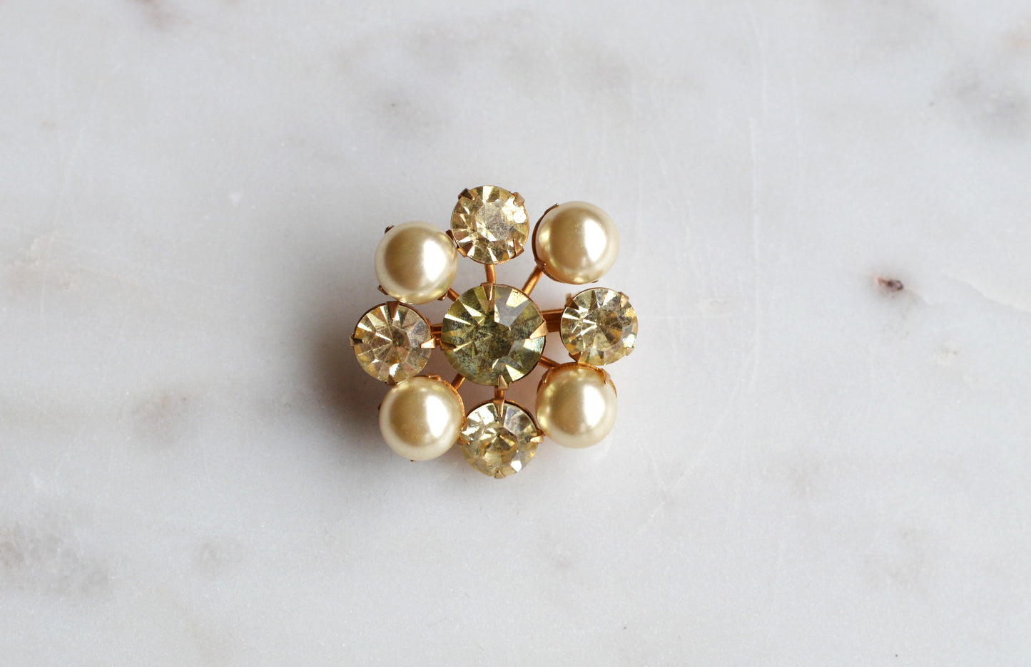 Vintage Faux Pearl & Rhinestone Cluster Brooch, Gold Tone Mid Century Style Pin, Champagne Crystals, Classic Bridal Accessory, Retro Statement Jewelry