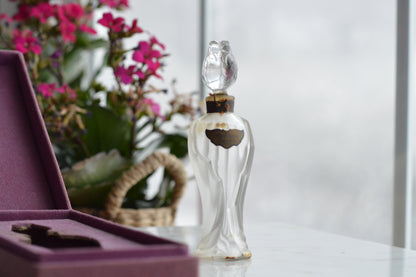 Vintage 1950s Guerlain Shalimar Extrait Perfume - Rosebud Amphora Bottle & Original Box