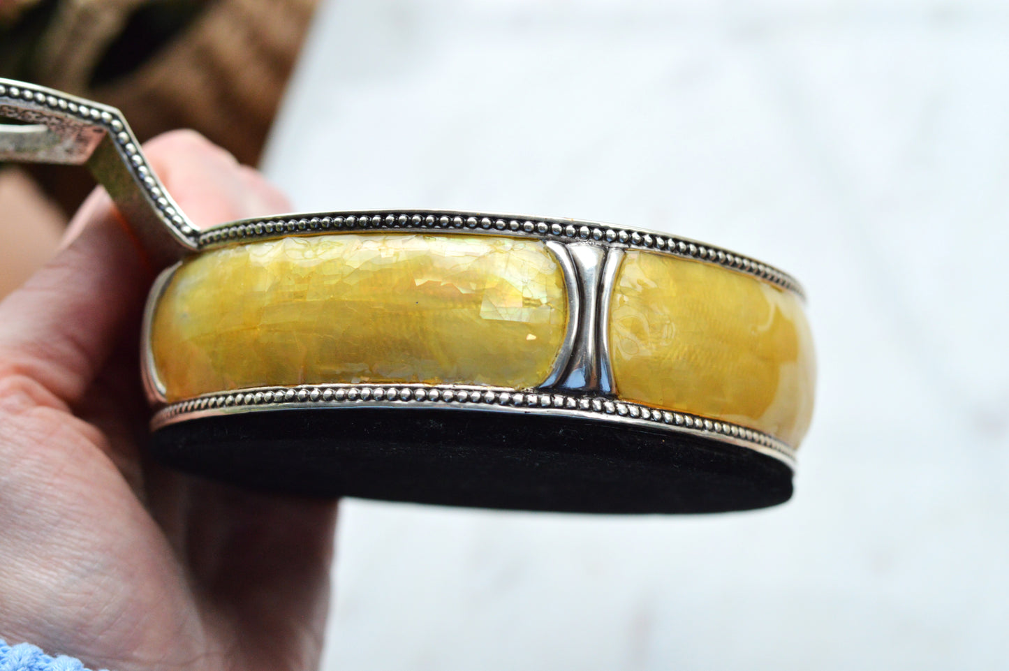Vintage Mid-Century Lunt Yellow Marbleized Resin Heavy Coin Tray with Silver Handle, Retro Beaded Rim Trinket Dish, 1970s Entryway Catchall