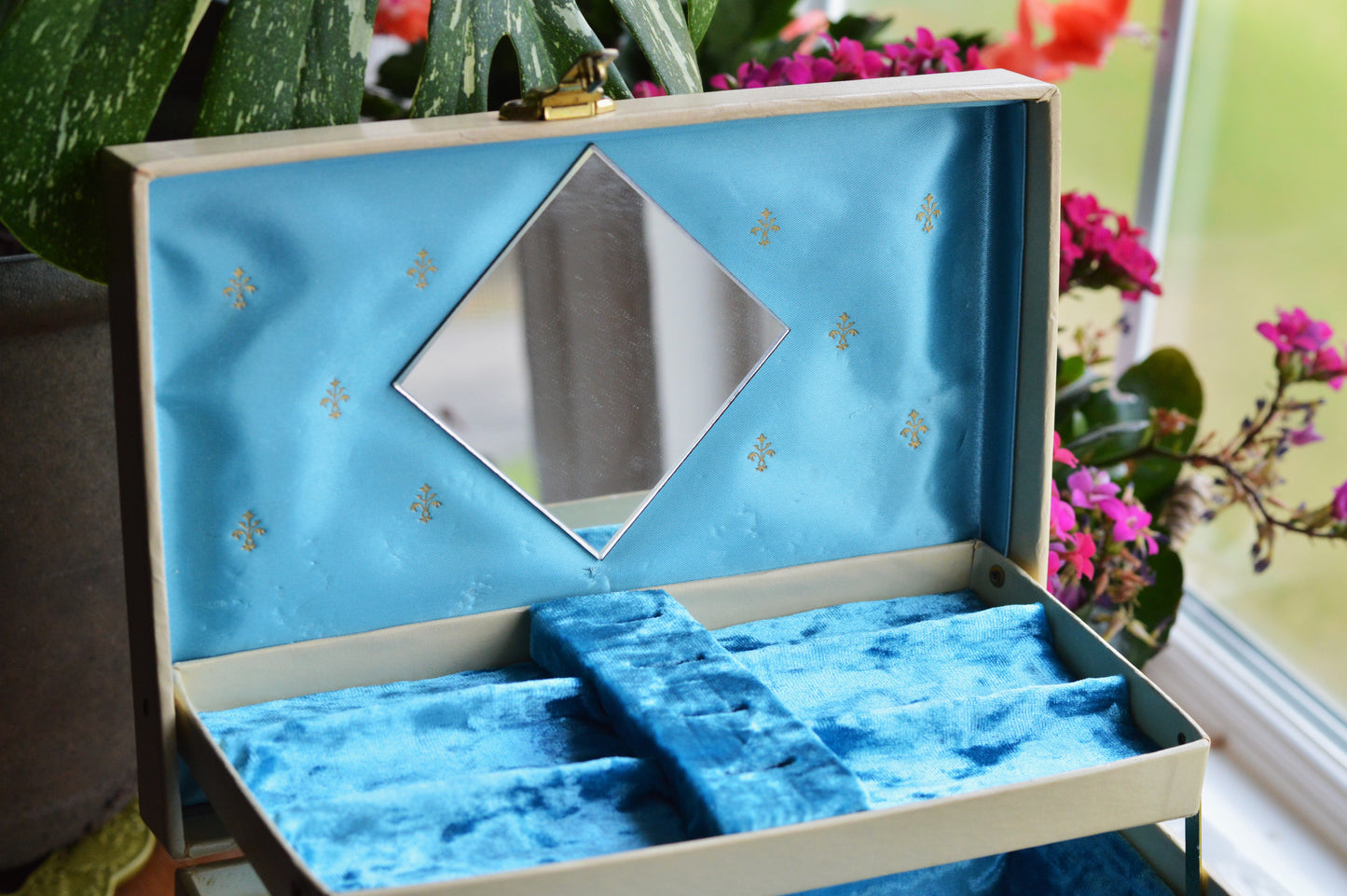 Vintage Jewelry Box with Mirror, Relined in New Crushed Velvet, Swing-Arm Tray with Ring Slots, Cream & Gold Scroll Design
