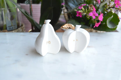 Vintage Apple and Pear Salt and Pepper Shaker Set