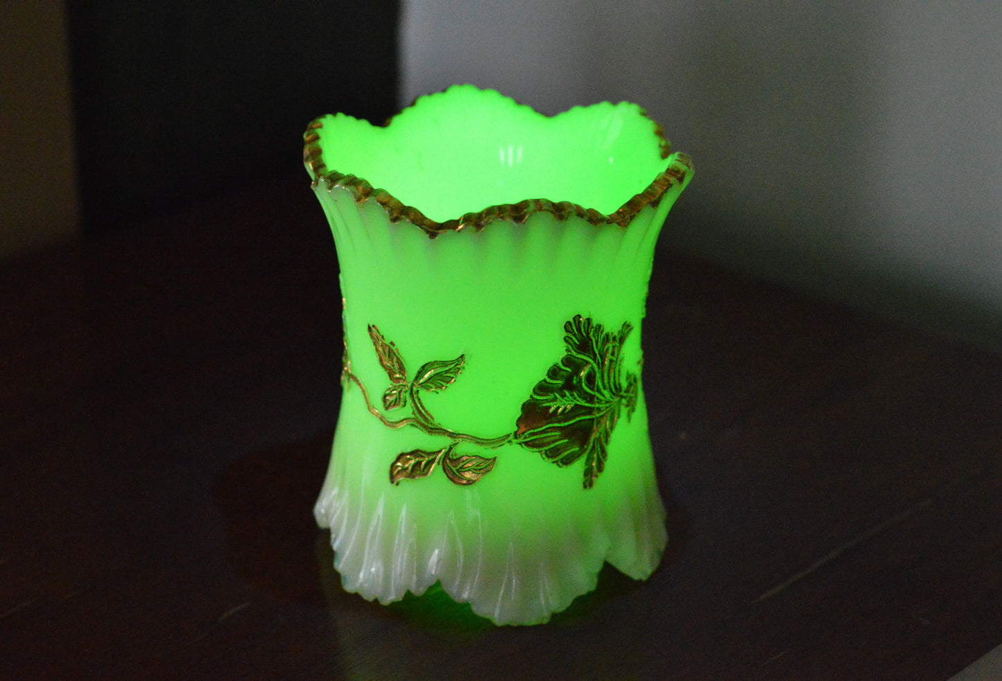 Northwood Uranium Custard Glass Spooner • Raised Gold Enamel • Antique Opaline Spoon Holder • Glows Under UV • 1898–1905 Victorian Glass