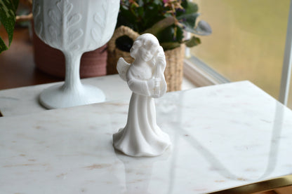 Vintage Bianchi Italian Alabaster Angel Figurine with Harp – Made in Italy