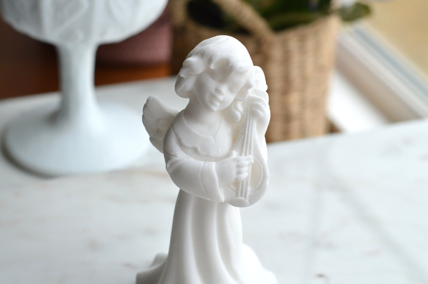 Vintage Bianchi Italian Alabaster Angel Figurine with Harp – Made in Italy