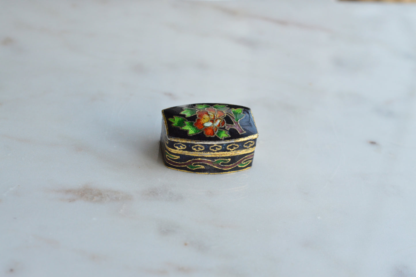 Vintage Chinese Cloisonné Pill Box - Black Enamel Floral Trinket Box - Turquoise Blue Interior - Small Hinged Keepsake Box