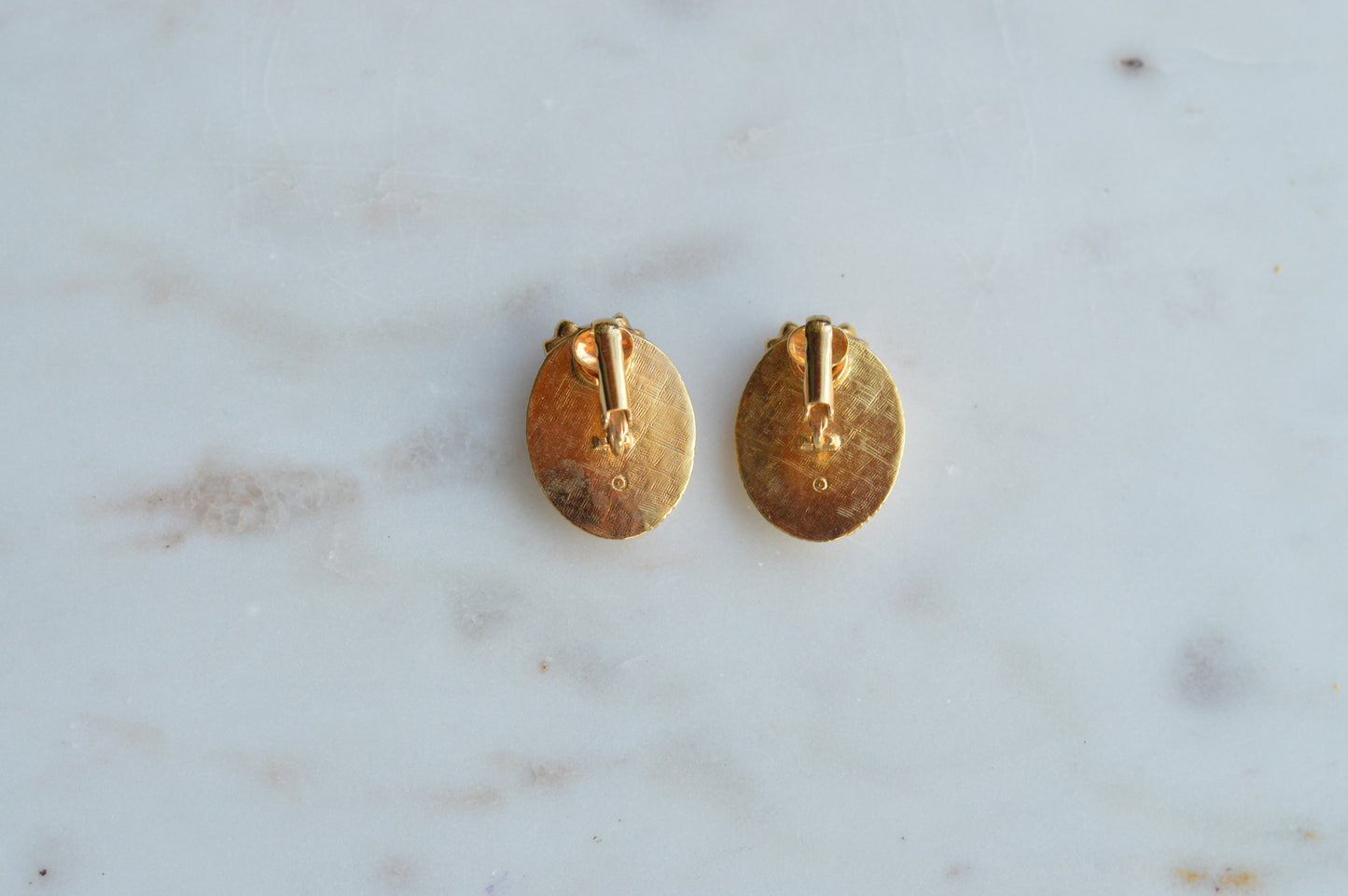 Vintage Avon Pink and White Cameo Earrings, Gold Tone Oval Studs with Bow and Faux Pearl Accents, Victorian Revival Style Estate Jewelry