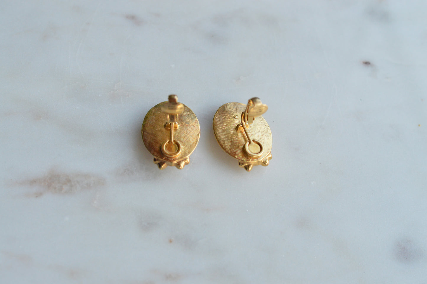 Vintage Avon Pink and White Cameo Earrings, Gold Tone Oval Studs with Bow and Faux Pearl Accents, Victorian Revival Style Estate Jewelry