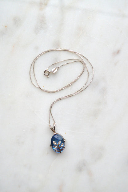 Vintage Avon 925 Sterling Silver Necklace and Pendant with Vines
