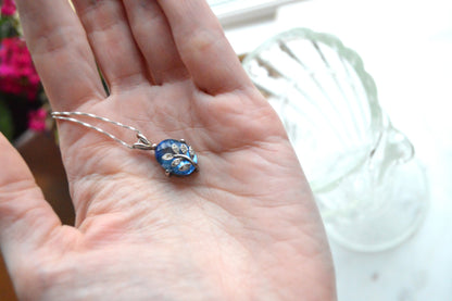 Vintage Avon 925 Sterling Silver Necklace and Pendant with Vines