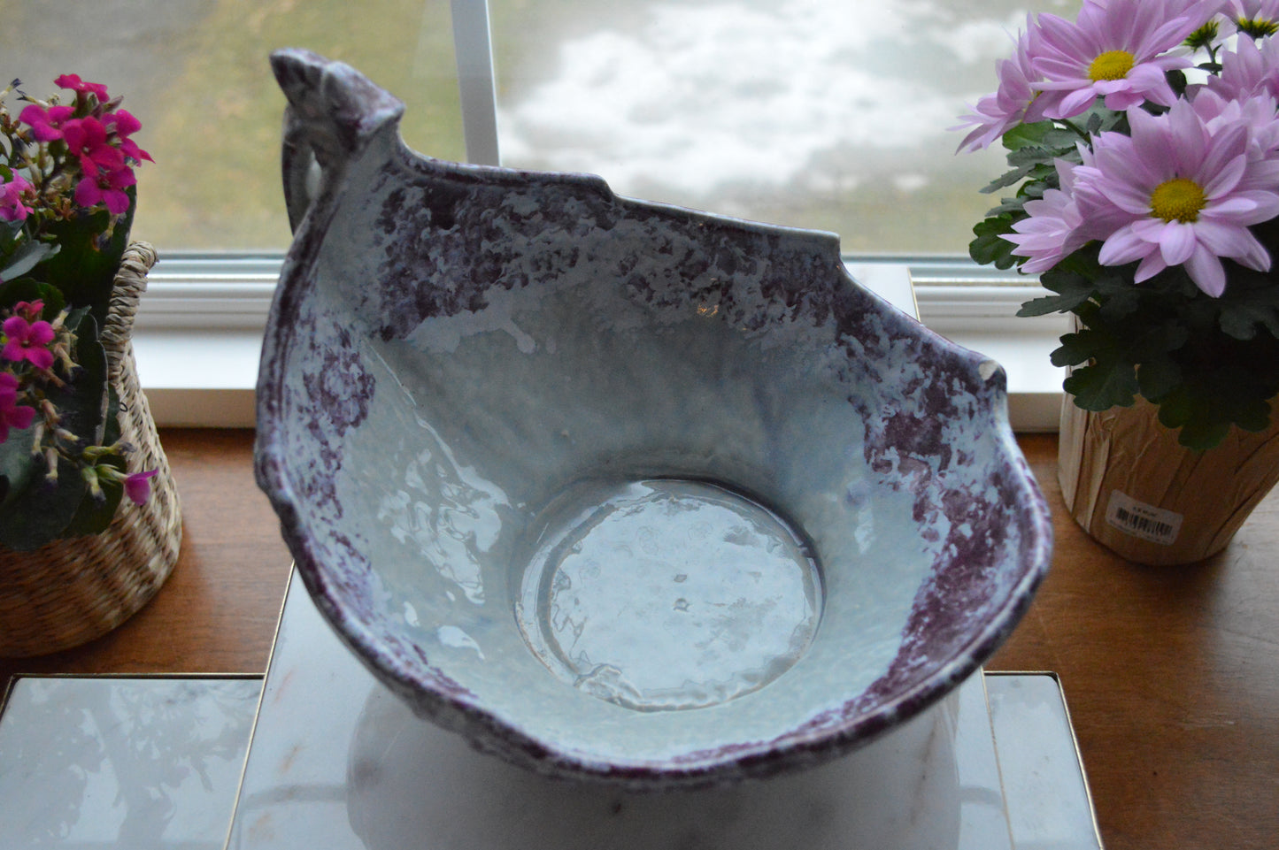 Vintage McCoy USA Centerpiece Cabbage Leaf Pottery Bowl with Stem Shape Handle