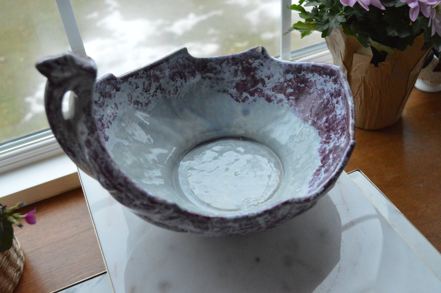 Vintage McCoy USA Centerpiece Cabbage Leaf Pottery Bowl with Stem Shape Handle