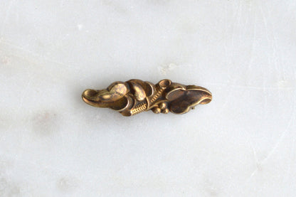 Antique 10K Gold Art Nouveau Bar Brooch, Stylized Gourd & Leaf Scrolling Motif, Edwardian C. 1900, Dimensional Victorian Statement Pin, Tested 10K
