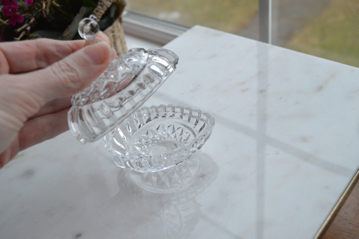 Vintage Hofbauer Byrdes Crystal Egg-shaped Trinket Dish