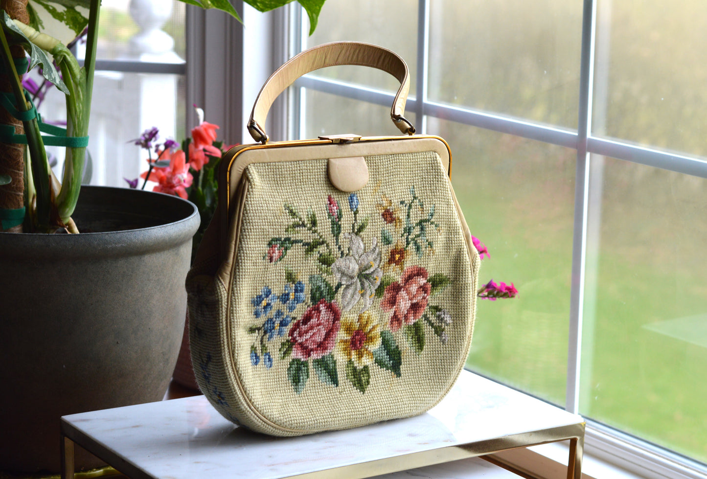 Vintage 1950s Floral Needlepoint Handbag – Mid-Century Tapestry Purse, Gold-Tone Frame, Top Handle Evening Bag
