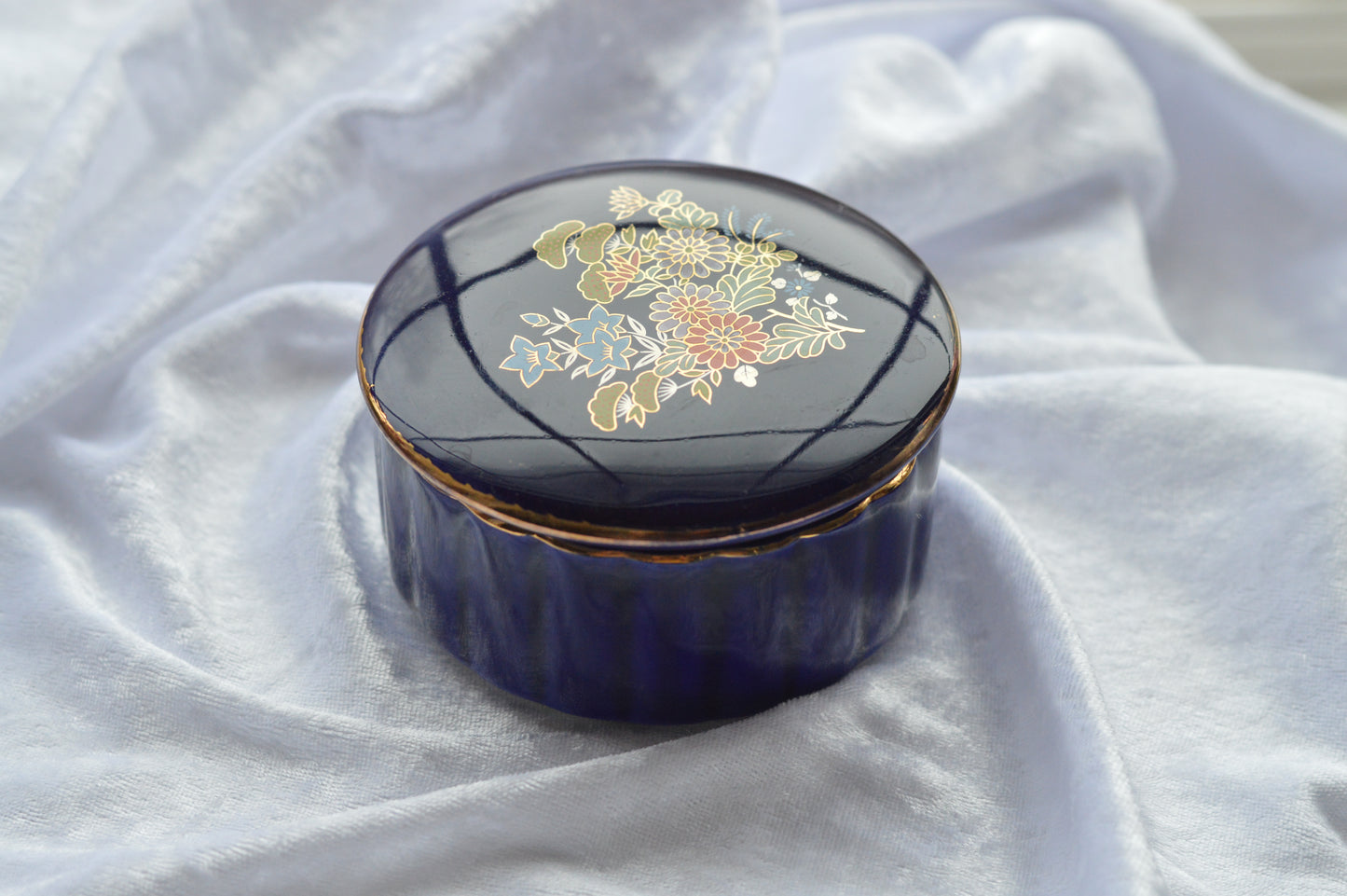 Vintage Japanese Imperial Kutani-Style Porcelain Cobalt Blue Trinket Box