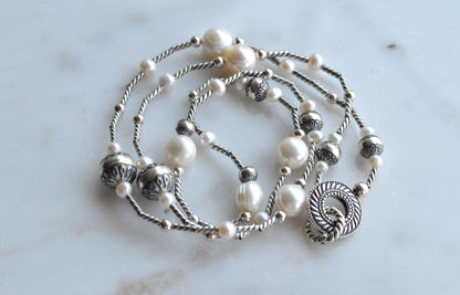 Vintage Silver-Tone Faux Pearl & Filigree Station Necklace – 34" Continuous Endless Sautoir, Textured Ring Pendant