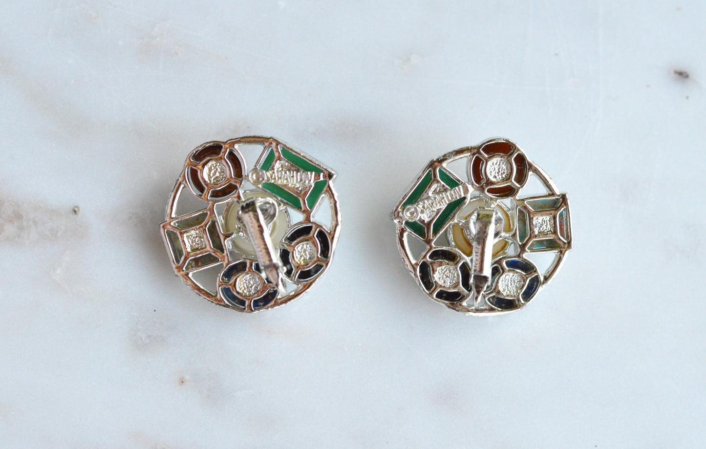 Vintage 1961 Sarah Coventry Happy Holiday Clip On Earrings – Multi-Stone & Faux Pearl Cluster, Silver Tone MCM Retro Costume Jewelry