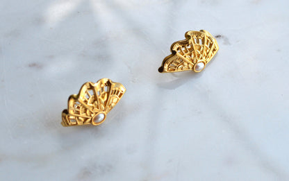 Vintage Avon "Moonlight Lace" Clip-On Earrings - Gold Tone Filigree Fan with Faux Pearl - 1980s Victorian Revival Jewelry
