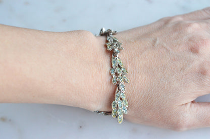 Vintage Silver-Tone Blue Rhinestone Leaf Link Bracelet – Mid-Century Articulated Vine Design, Floral Costume Jewelry