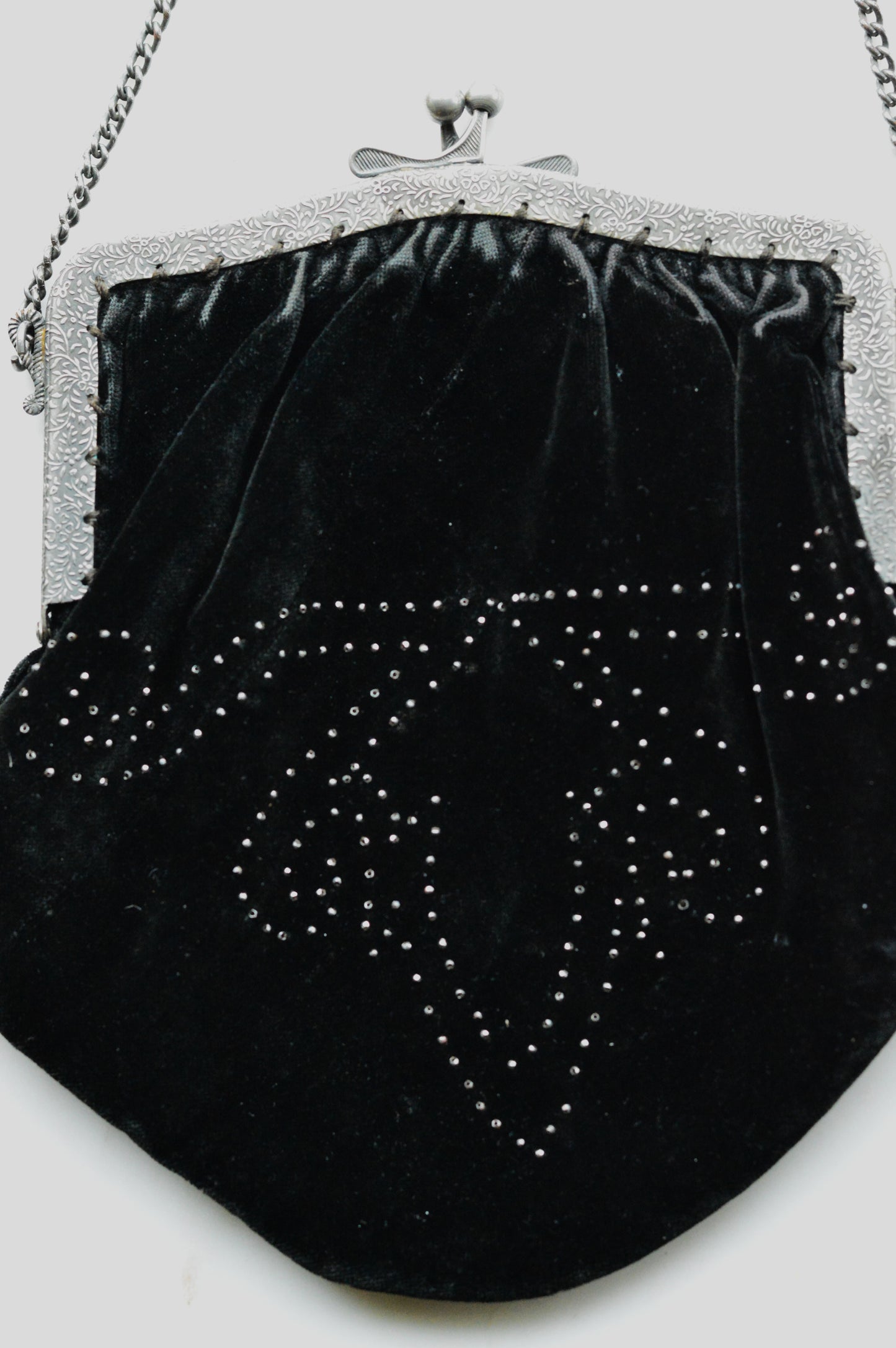 Vintage Black Velvet Beaded Evening Bag, Ornate Silver Tone Metal Frame Kiss Lock Purse, Victorian Style Art Nouveau Chain Strap Clutch