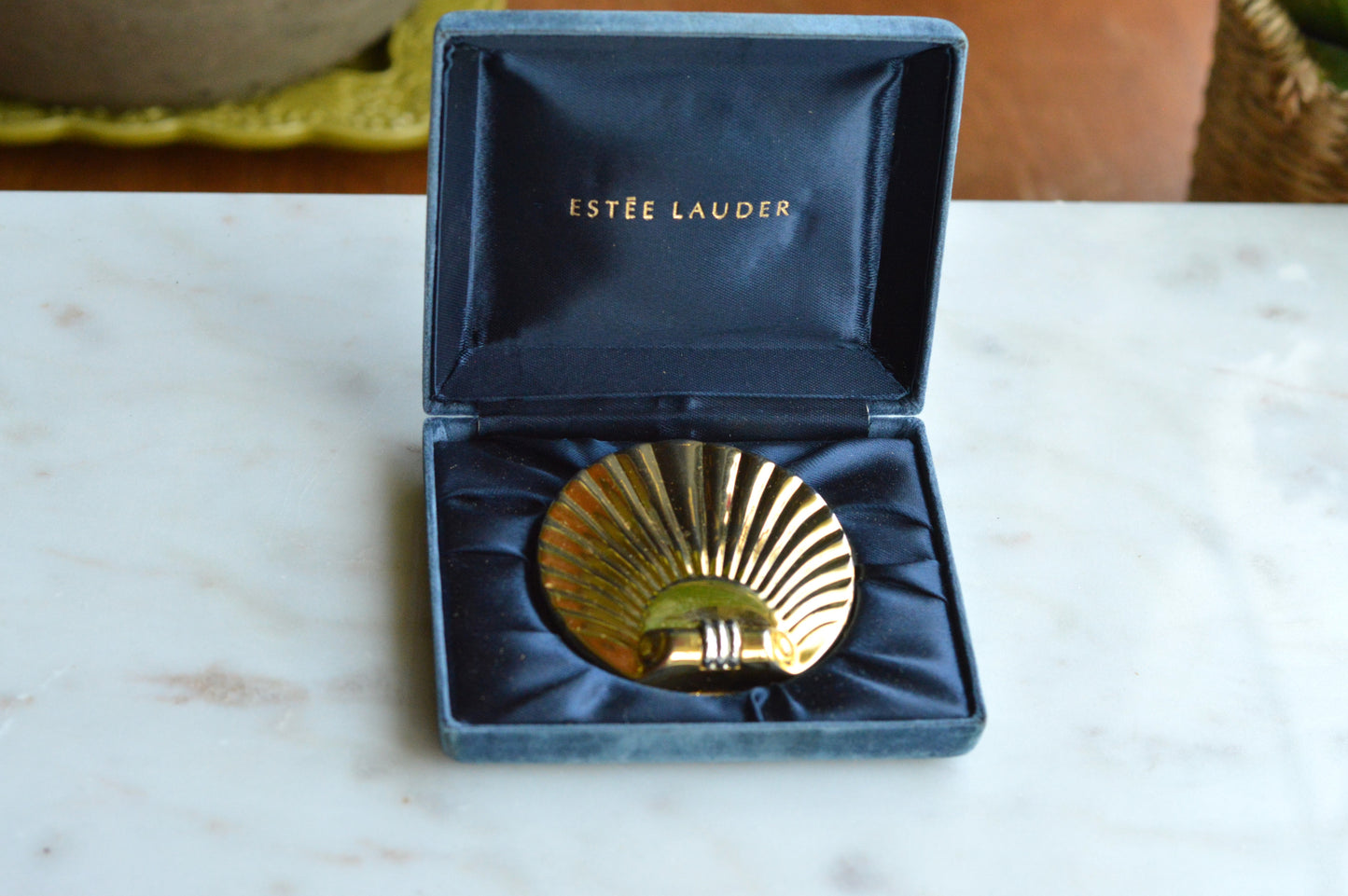 Vintage Estée Lauder Golden Shell Compact—Moisture-Balanced Translucent Face Powder (Ecru-01), 1980s/90s Collectible Vanity Piece