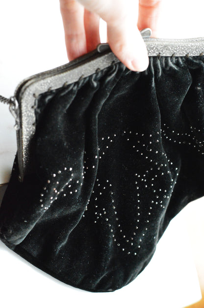 Vintage Black Velvet Beaded Evening Bag, Ornate Silver Tone Metal Frame Kiss Lock Purse, Victorian Style Art Nouveau Chain Strap Clutch