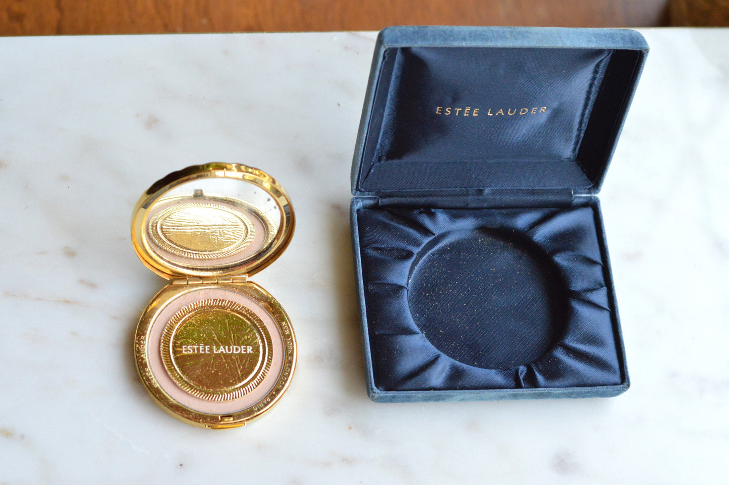 Vintage Estée Lauder Golden Shell Compact—Moisture-Balanced Translucent Face Powder (Ecru-01), 1980s/90s Collectible Vanity Piece