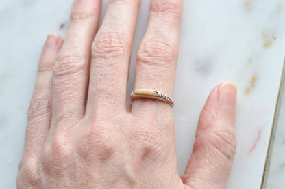 Vintage Carolyn Pollack Relios Sterling Silver Ring with Spiny Oyster Inlay - Etched Southwestern Stackable Band, Size 7