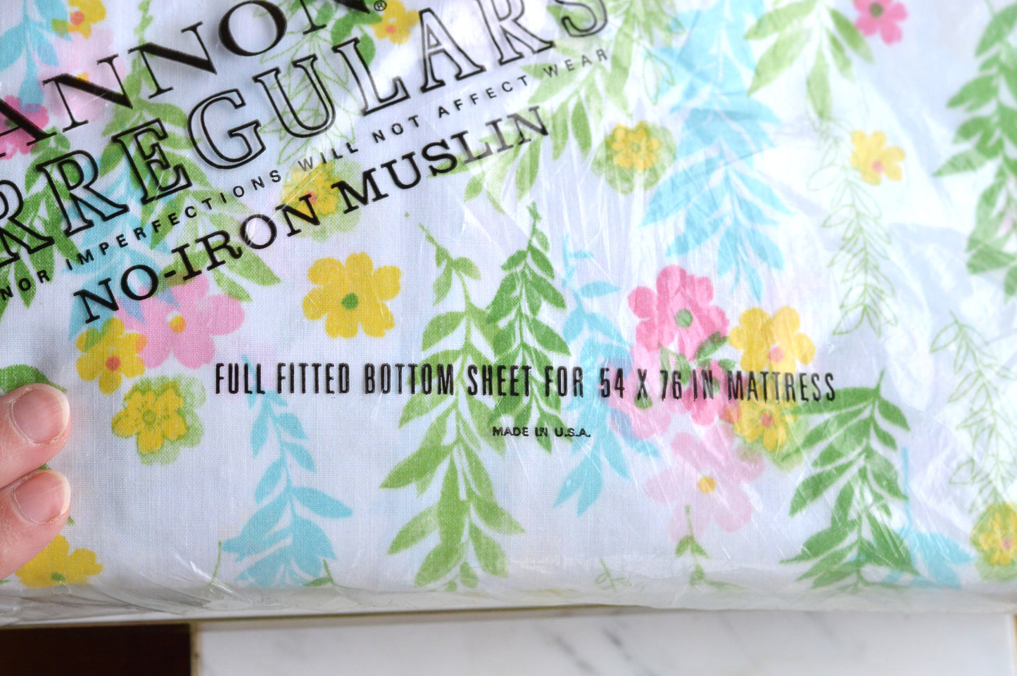 Vintage Cannon Irregulars No-Iron Muslin Full Fitted Sheet – Floral Print – 50/50 Cotton Polyester – NIP