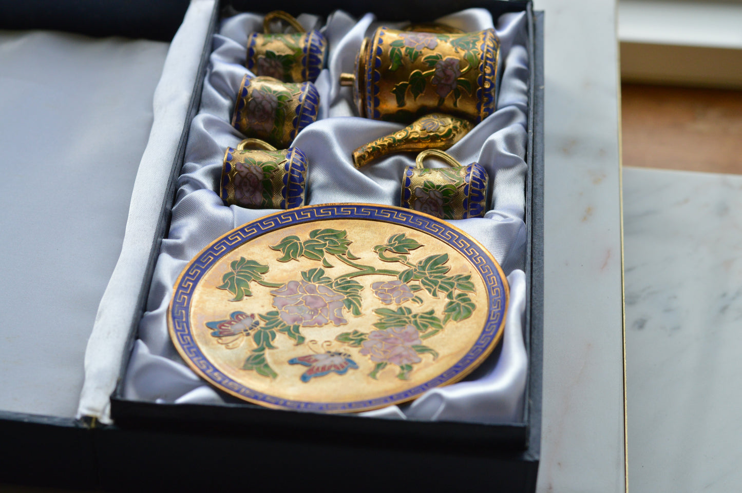 Vintage Cloisonné Miniature Tea Set – Gilt Enamel Peony & Butterfly Design – 6 Piece Set with Original Presentation Box – Asian Art Collectible