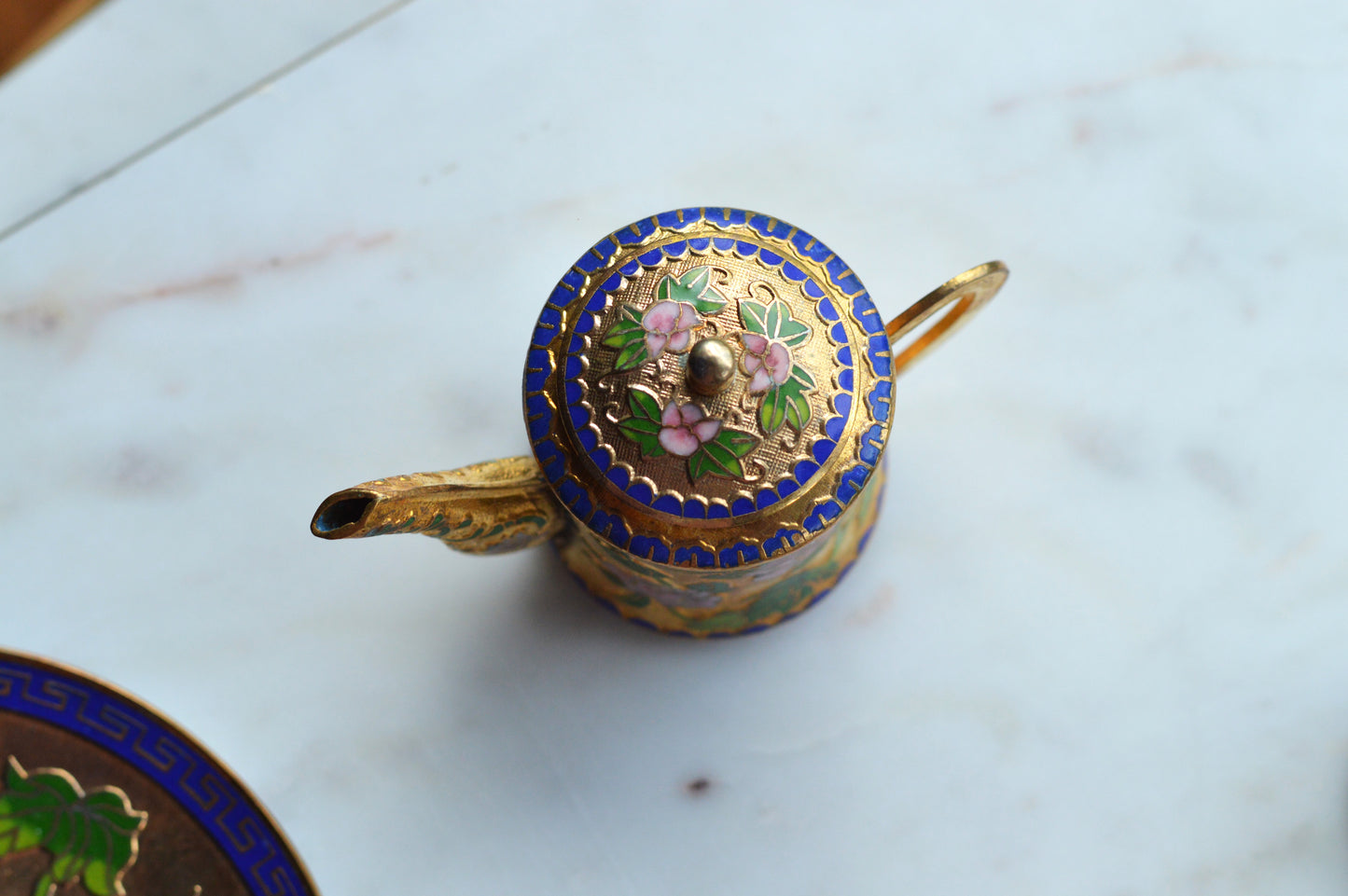 Vintage Cloisonné Miniature Tea Set – Gilt Enamel Peony & Butterfly Design – 6 Piece Set with Original Presentation Box – Asian Art Collectible