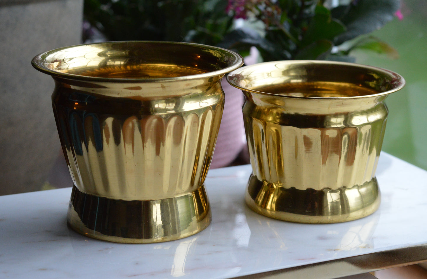 Set of 2 Vintage Ribbed Brass Planter Pots | Hollywood Regency Fluted Metal Cachepots | Mid-Century Modern Brass Plant Containers | Made in India
