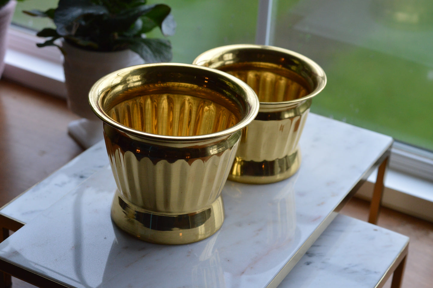 Set of 2 Vintage Ribbed Brass Planter Pots | Hollywood Regency Fluted Metal Cachepots | Mid-Century Modern Brass Plant Containers | Made in India