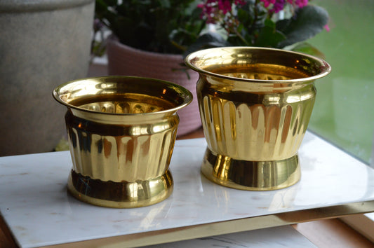 Set of 2 Vintage Ribbed Brass Planter Pots | Hollywood Regency Fluted Metal Cachepots | Mid-Century Modern Brass Plant Containers | Made in India