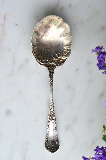 Antique WM Rogers 1894 Berry Serving Spoon | Ornate Yale Pattern | Scalloped Shell Bowl Silverplate | Victorian Art Nouveau Flatware