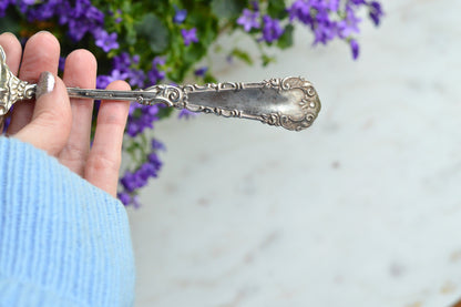 Antique WM Rogers 1894 Berry Serving Spoon | Ornate Yale Pattern | Scalloped Shell Bowl Silverplate | Victorian Art Nouveau Flatware