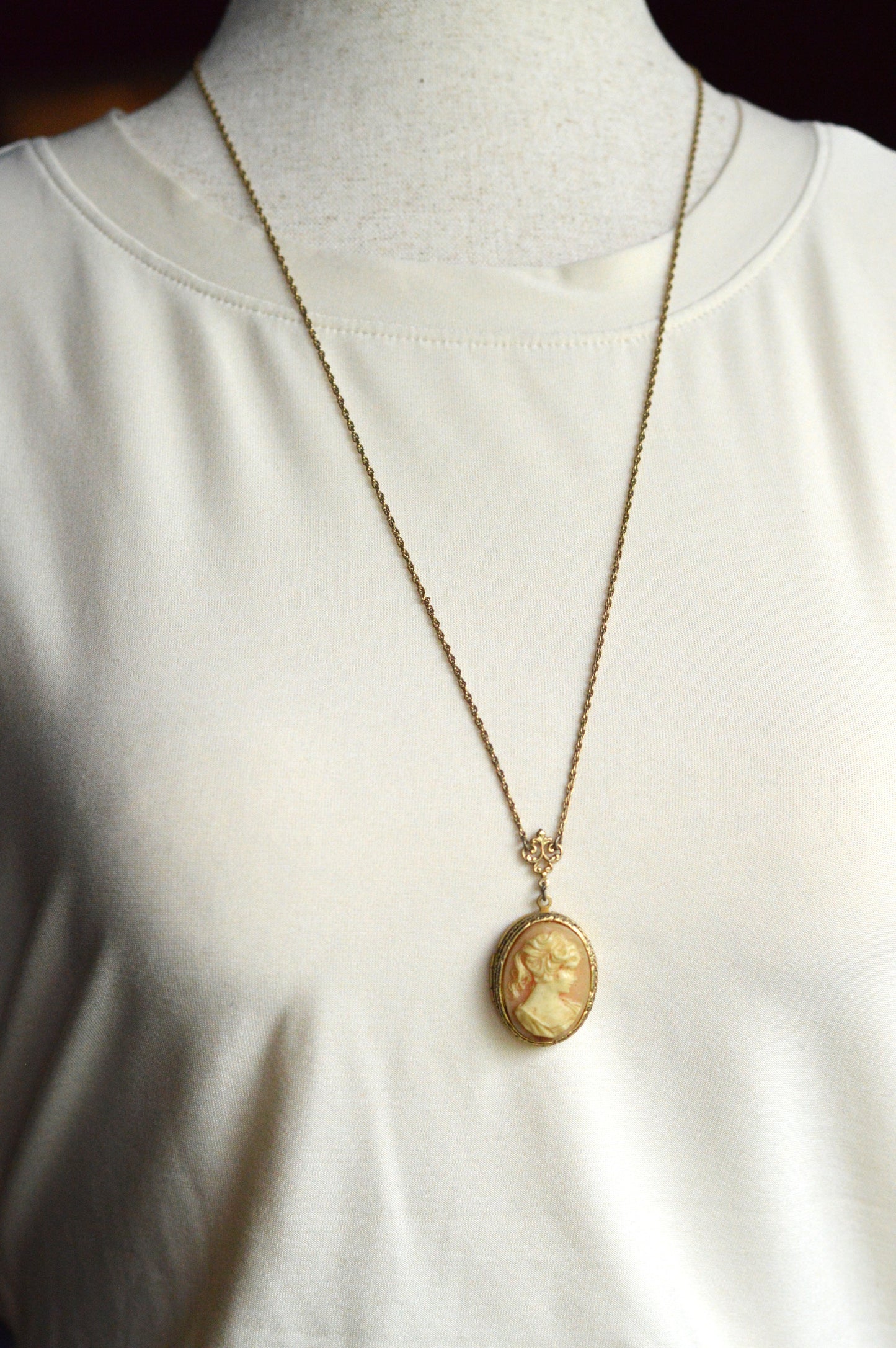 Vintage Signed 1928 Jewelry Co. Cameo Necklace | Gold Tone Rope Chain | Victorian Revival Filigree | 1970s Designer Costume Jewelry