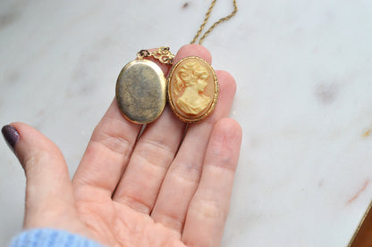 Vintage Signed 1928 Jewelry Co. Cameo Necklace | Gold Tone Rope Chain | Victorian Revival Filigree | 1970s Designer Costume Jewelry