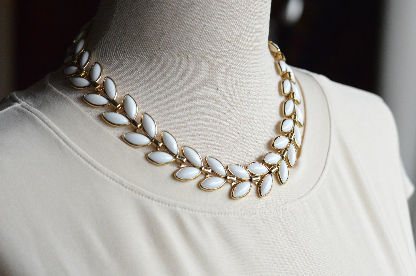 Vintage Trifari Milk Glass Leaf Choker | Hollywood Regency 1950s Signed Jewelry | 15"-17" Adjustable White Marquis Leaf Necklace