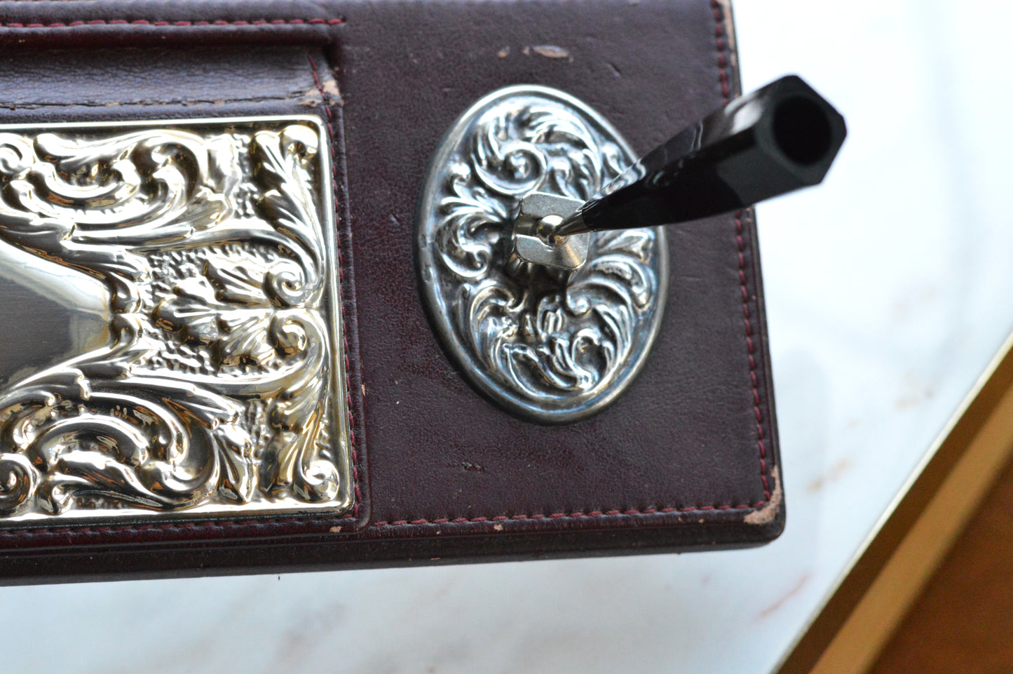 Vintage Sterling Silver & Faux Leather Executive Desk Set – Art Nouveau Filigree Pen Stand & Memo Holder