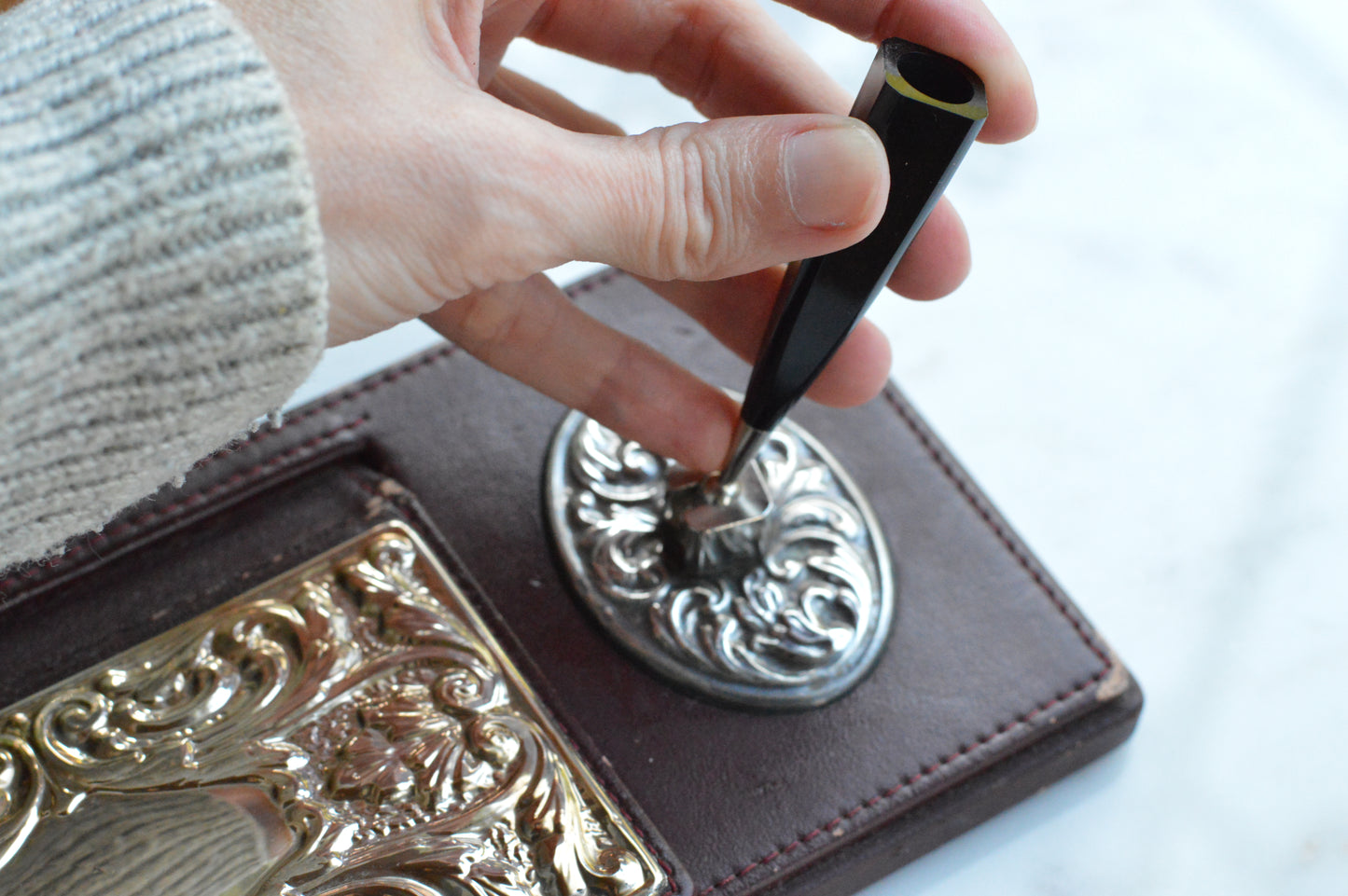 Vintage Sterling Silver & Faux Leather Executive Desk Set – Art Nouveau Filigree Pen Stand & Memo Holder