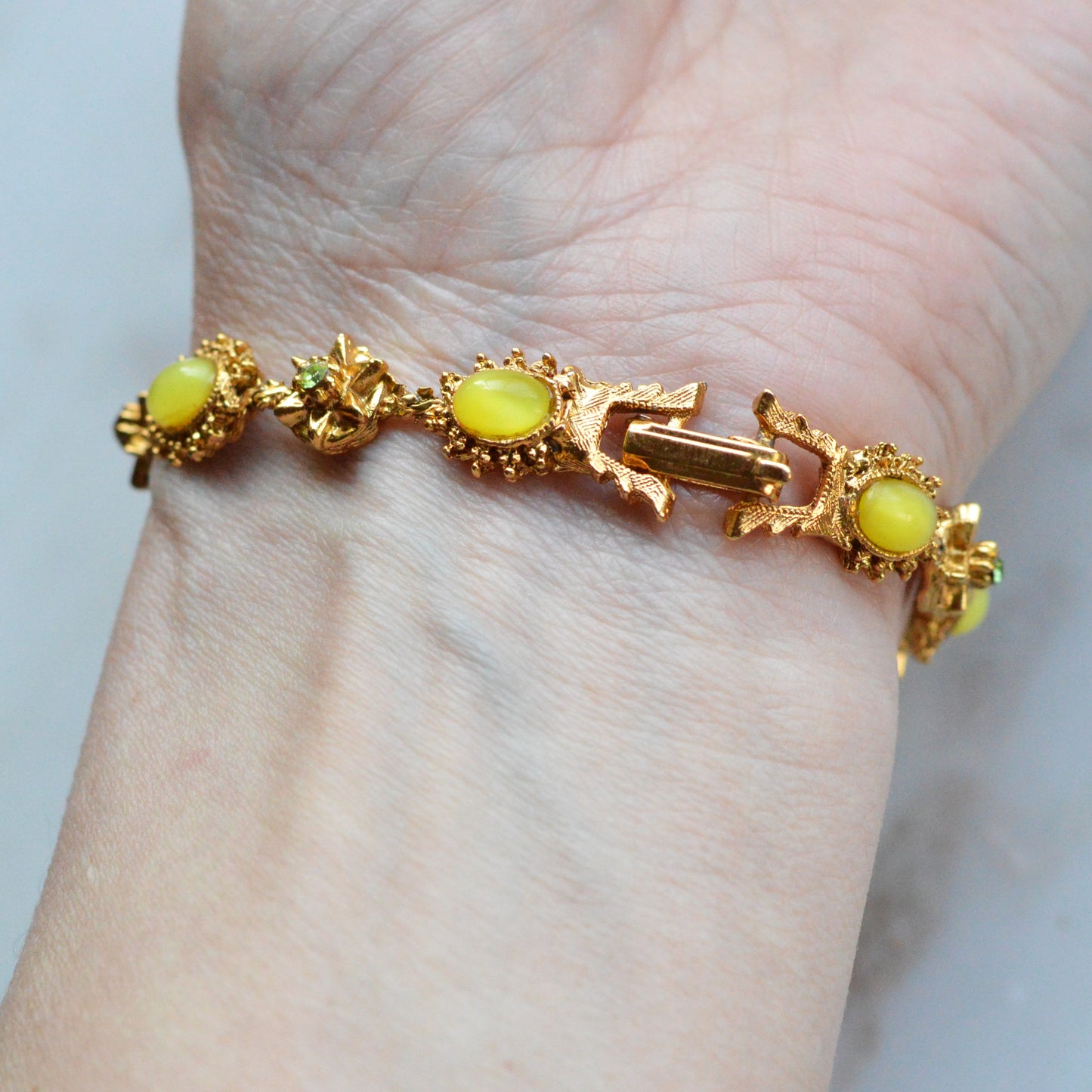 Vintage Signed LJM (Ledo) Etruscan Revival Yellow Cabochon Bracelet | 1950s Mid-Century Starburst & Green Rhinestone | Rare LJM 7” Designer Link
