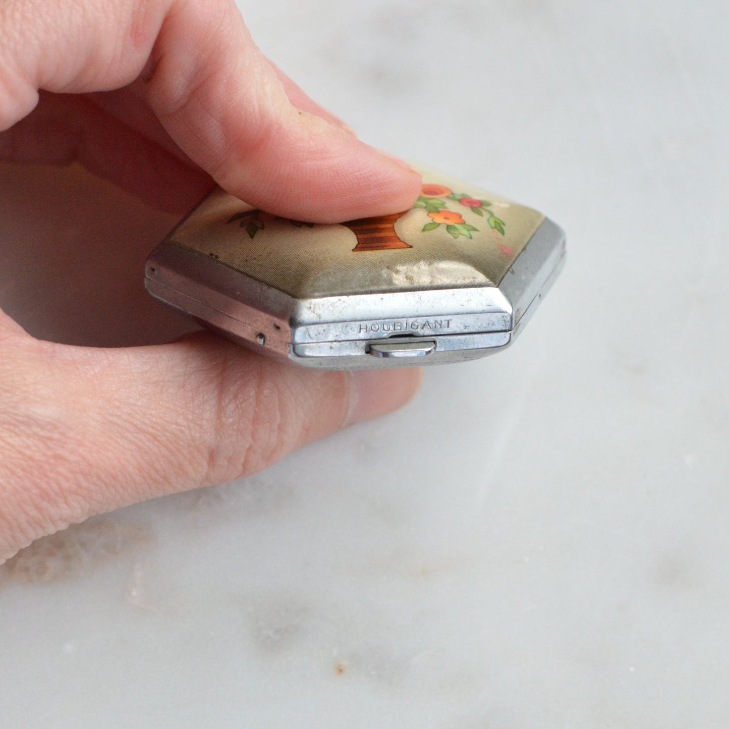 Vintage Houbigant Art Deco Hexagonal "Flower Basket" Compact