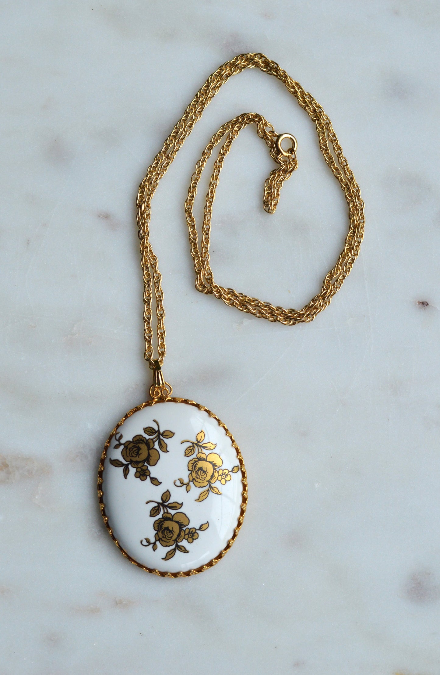 Vintage Gold Rose Porcelain Pendant Necklace